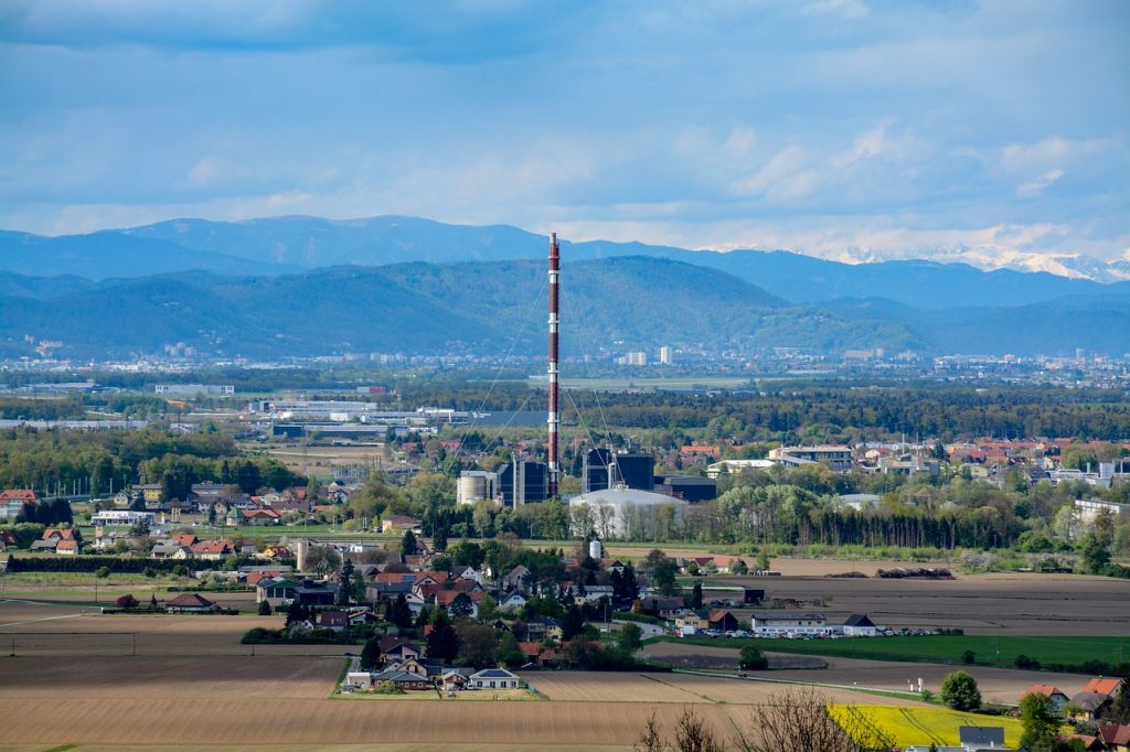 power plant, energy, chimney-2660100.jpg